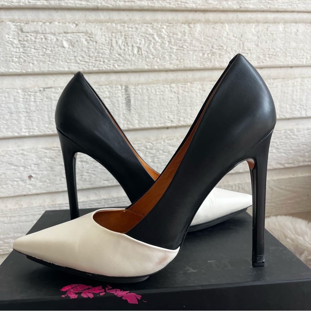 L.A.M.B Black Leather Lamb Platform Colorblock Heels sz. 9.5 - Picture 3 of 8